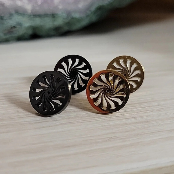 Cyclone Stud Earrings, choice of color - Picture 4 of 5